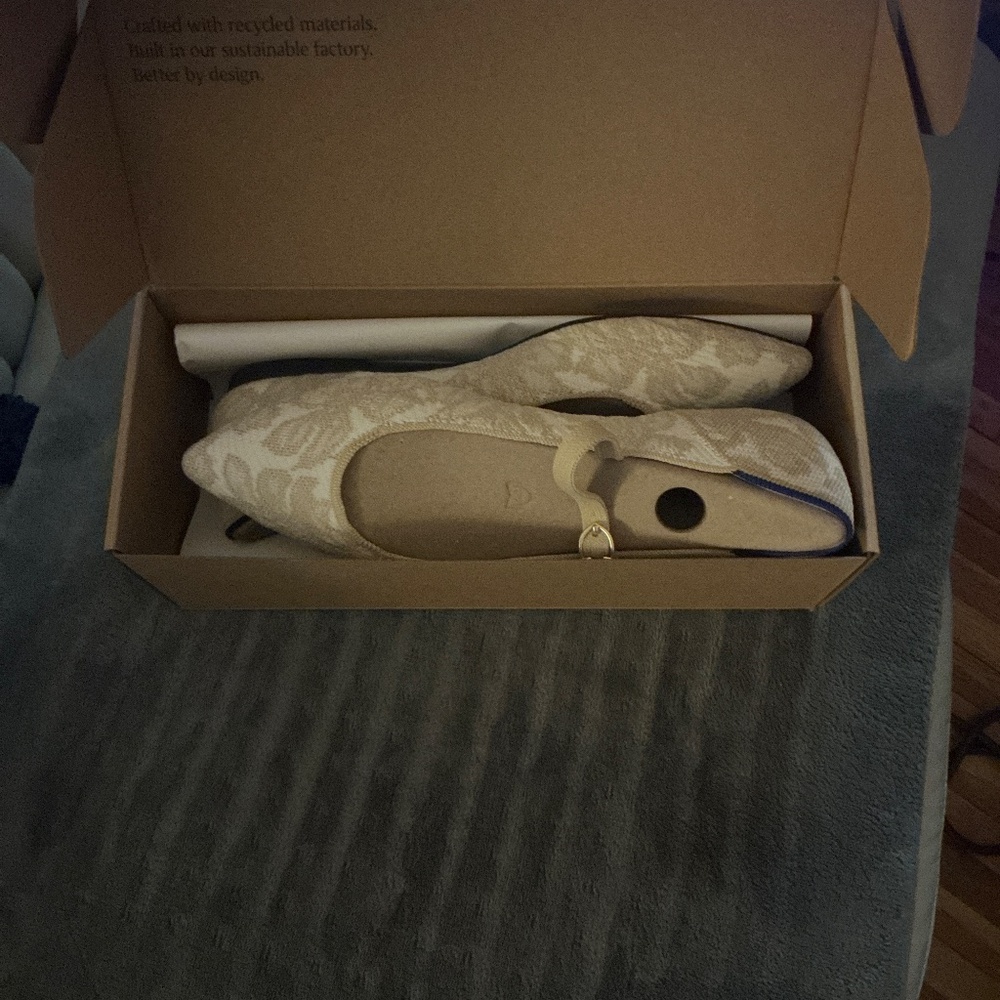 Rothy's The Point Mary Jane II - White Chantilly Size 8.5 - Picture 4 of 4